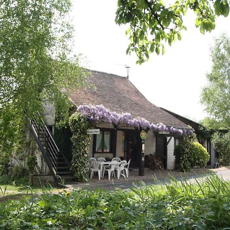 La Marechalerie Bed & Breakfast Monthodon Exterior foto